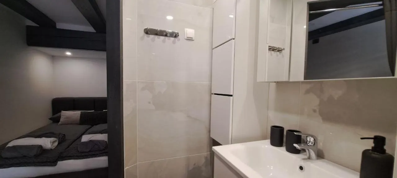 Ljubljana Nest- Centre, Free Parking- Renovated August 2024 Apartment