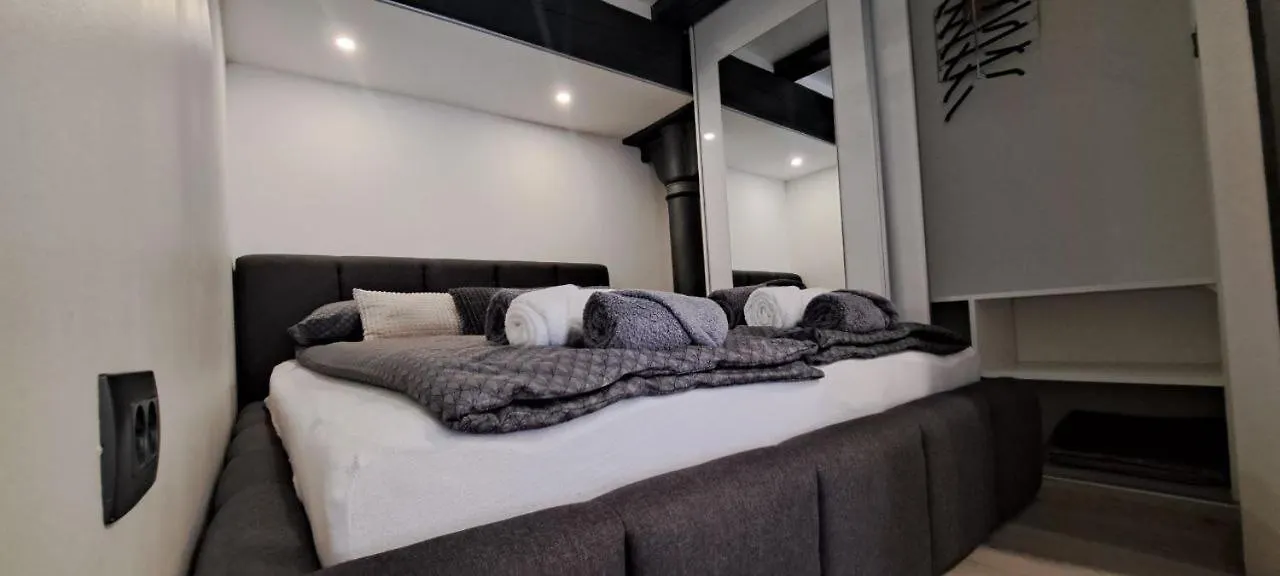 Ljubljana Nest- Centre, Free Parking- Renovated August 2024 Apartment